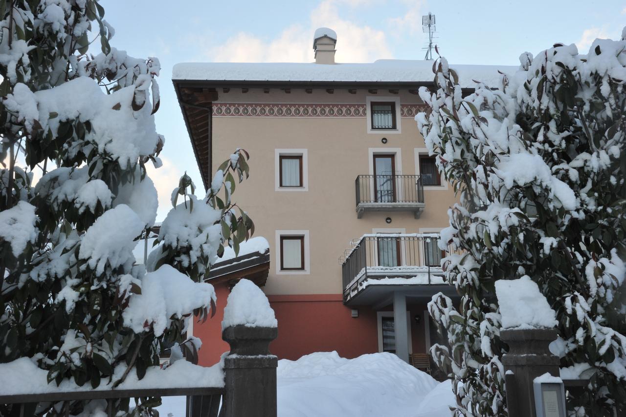 Vila Au Berceau Du Bien-Etre Chambave Exteriér fotografie