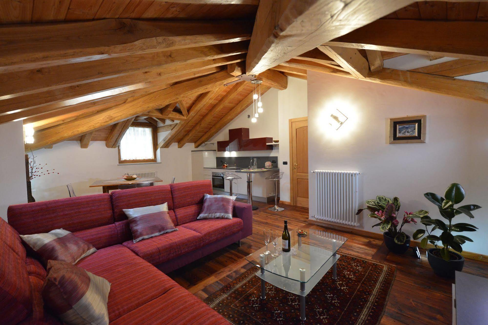 Vila Au Berceau Du Bien-Etre Chambave Exteriér fotografie